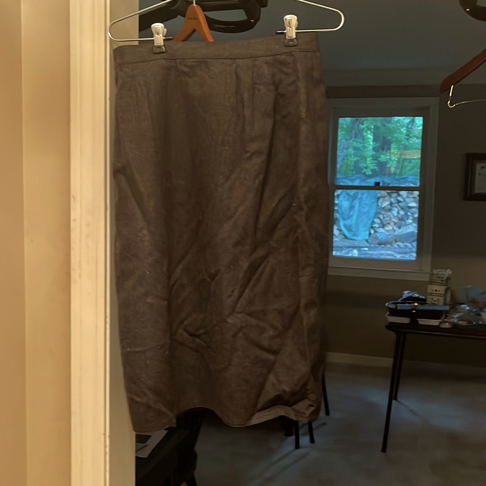 Charcoal gray classic wool skirt
